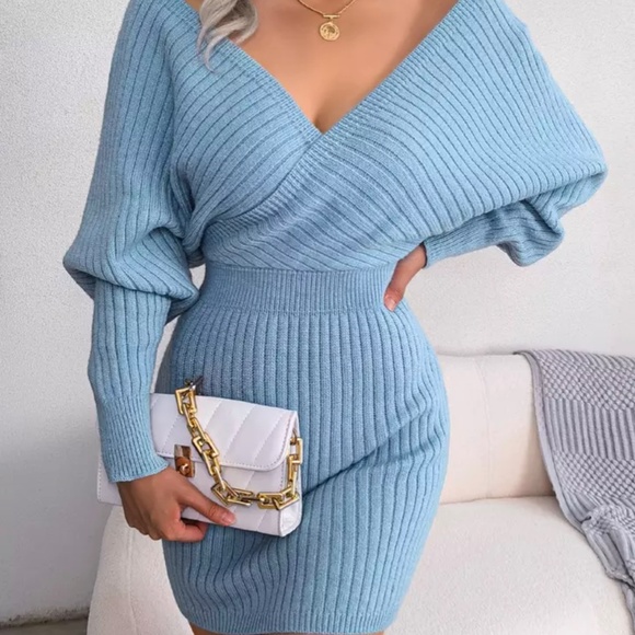 V-Neck long Sleeve knit Dress, Sweater Dress, Mini Sweater Dress Elegant Dress - Picture 4 of 5